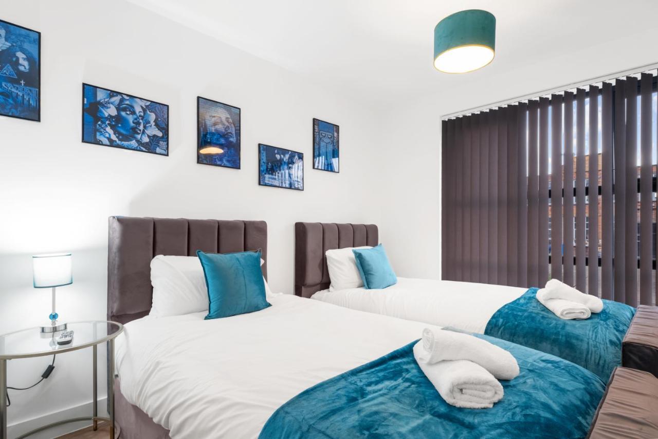 Ebra Stays - Choice Of 2 Or 3 Individual Beds - Luxury New Build Apartment ✪ City Centre, Digbeth ✓ Smart Tv'S & Large Corner Sofa - Birmingham Dış mekan fotoğraf