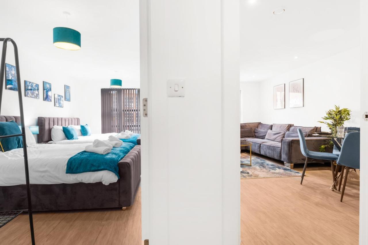 Ebra Stays - Choice Of 2 Or 3 Individual Beds - Luxury New Build Apartment ✪ City Centre, Digbeth ✓ Smart Tv'S & Large Corner Sofa - Birmingham Dış mekan fotoğraf