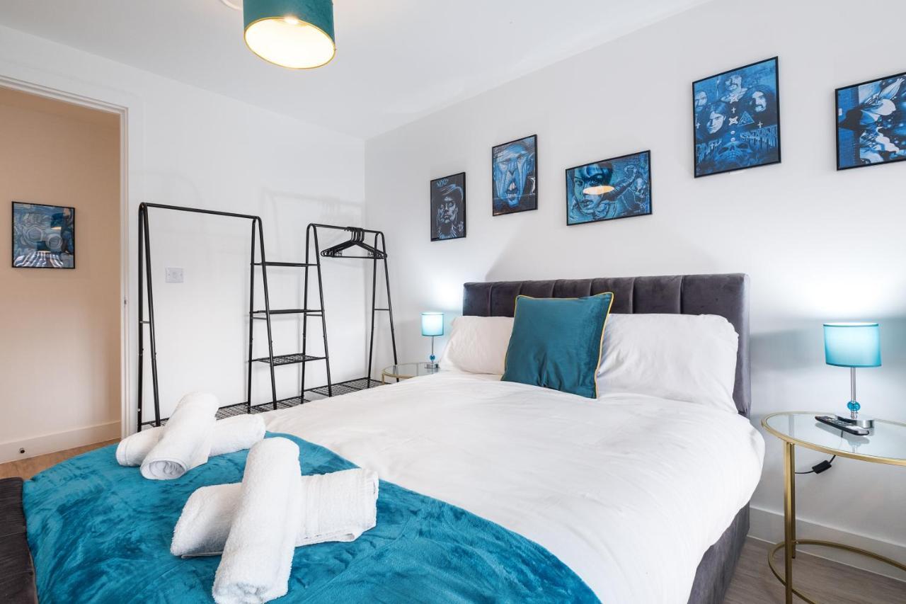 Ebra Stays - Choice Of 2 Or 3 Individual Beds - Luxury New Build Apartment ✪ City Centre, Digbeth ✓ Smart Tv'S & Large Corner Sofa - Birmingham Dış mekan fotoğraf